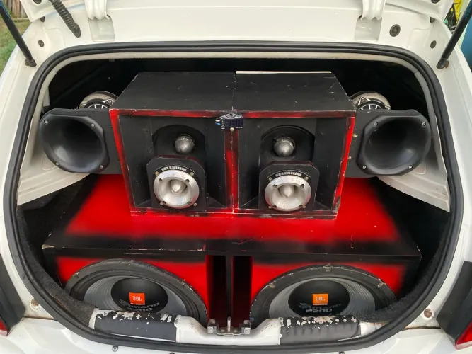 Som automotivo 