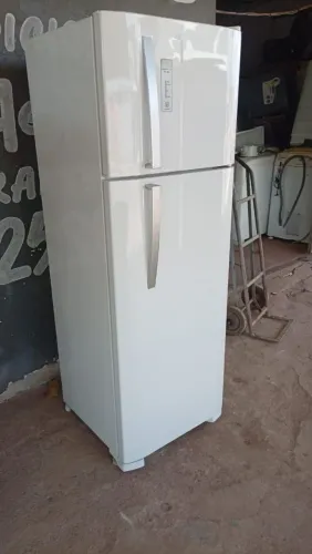 GELADEIRA FROST FREE ELECTROLUX - GARANTIA DE 3 MESES