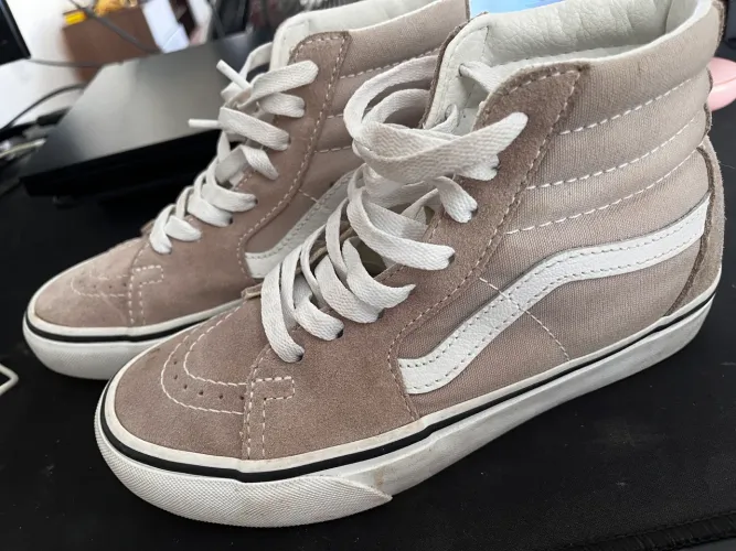 Tênis VANS Sk8-Hi número 34 usado duas vezes
