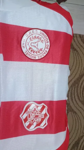 Camisa unidos de Padre Miguel xg