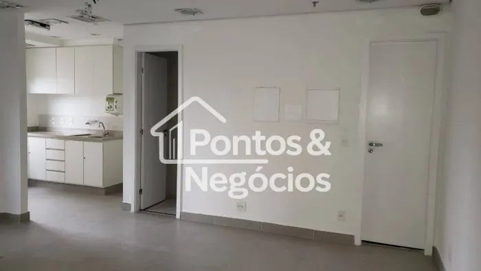 Conjunto Comercial de 39 m² no Itaim Bibi | Rua Joaquim Floriano