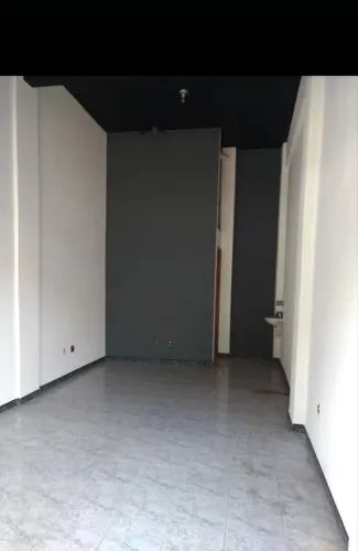 Vendo loja, após o Bahamas em Benfica, R$125 mil.