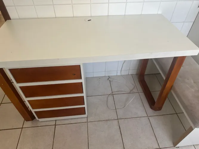 Mesa de escritório 
