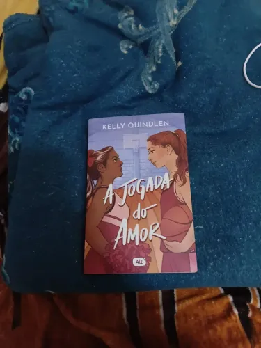 Livro A Jogada do Amor - Kelly Quindlen (Editora Alt).