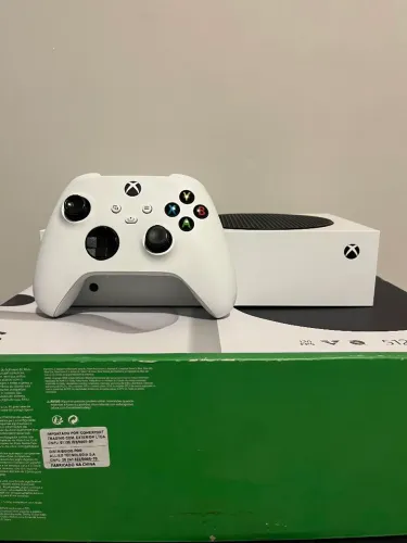 Xbox Series S (Leia a descrição)