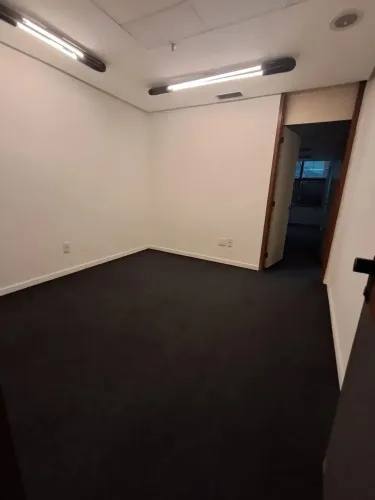 Escritório para aluguel possui 70 metros quadrados em Barra da Tijuca - Rio de Janeiro - R