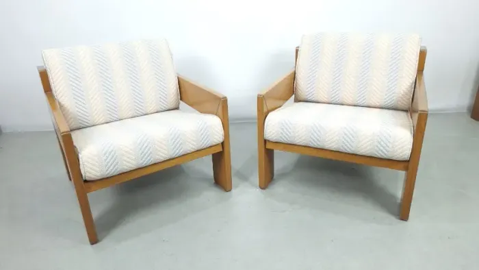 Par de Poltronas Década de 70 Afra e Tobia Scarpa em Madeira Freijó maciço