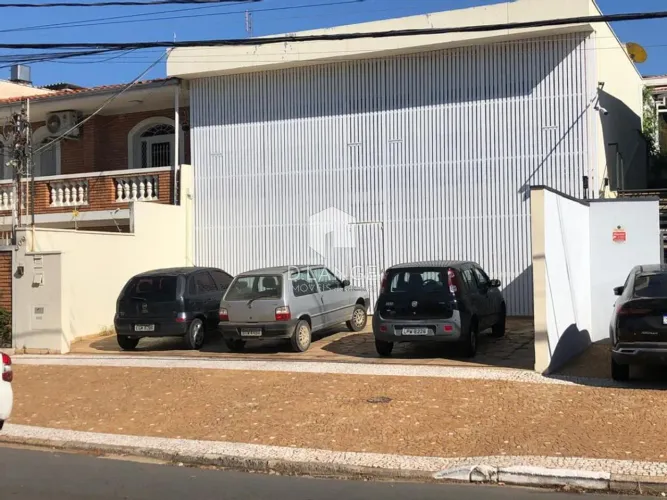 Casa para venda e locação no bairro Jardim Nossa Senhora Auxiliadora em Campinas