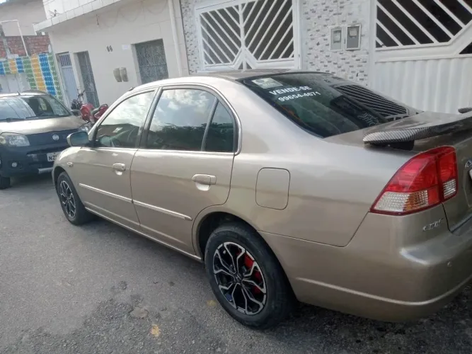 Honda Civic Sedan Lx/lxl 1.7 16V 115cv Aut. 4P 2002