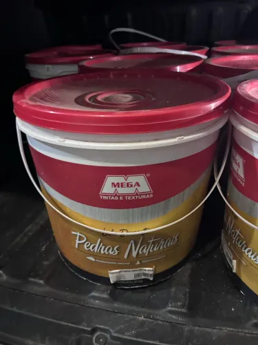 Tenho 14 baldes vencidos , por isso o preço baixo. De r$ 90 por r$ 60 por balde