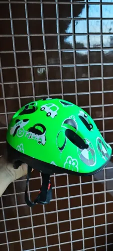 Capacete BABY esportes/ Bike