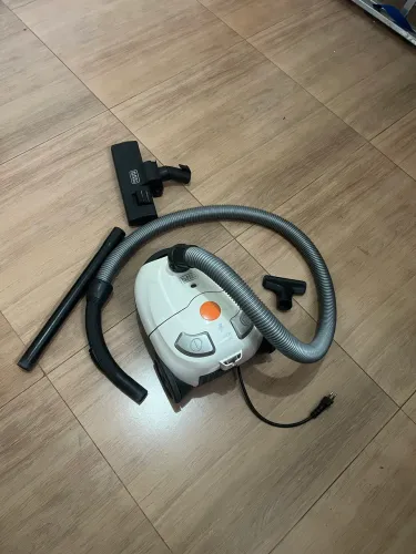Aspirador de pó Black&Decker