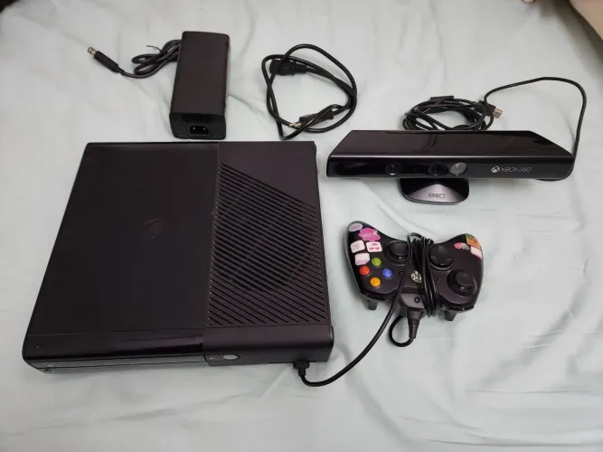 Xbox 360 + Kinect + Controle Original | Funcionando Perfeitamente