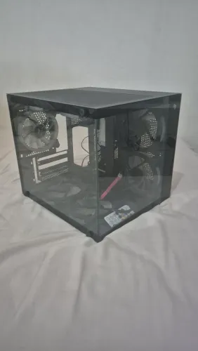 Gabinete Gamer Pichau Atom X Aquário + 7 Fans ARGB + Controladora | Estado de Novo