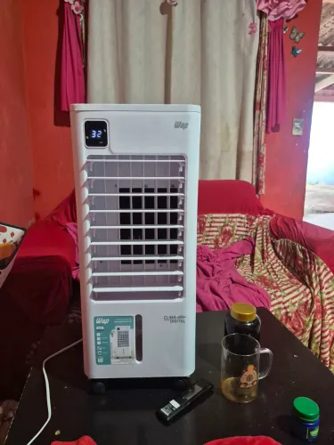 Climatizador de Ar Wap Clima Controle Digital 100W