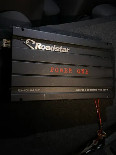 Roadstar Power One RS-4510AMP 2400W 4 Canais
