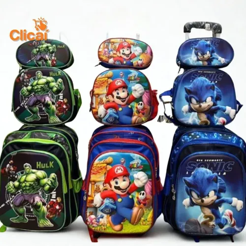 Mochila 3D com rodinhas . Lancheira e estojo