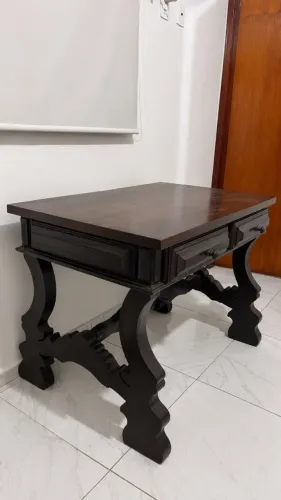 Mesa/escrivaninha madeira maciça