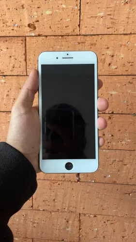 Vendo iPhone 8 Plus para retirada de peças
