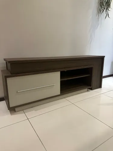 Rack de Sala Extensível até 3 metros (Ajustável) - Moderno e Versátil