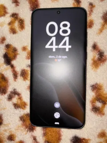 Vendo moto Edge 70 fusion com dois meses de uso, junto com smartwatch moto fit