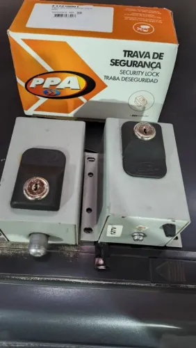 Vende ou troco travas portão basculante PPA dog steel 127 w