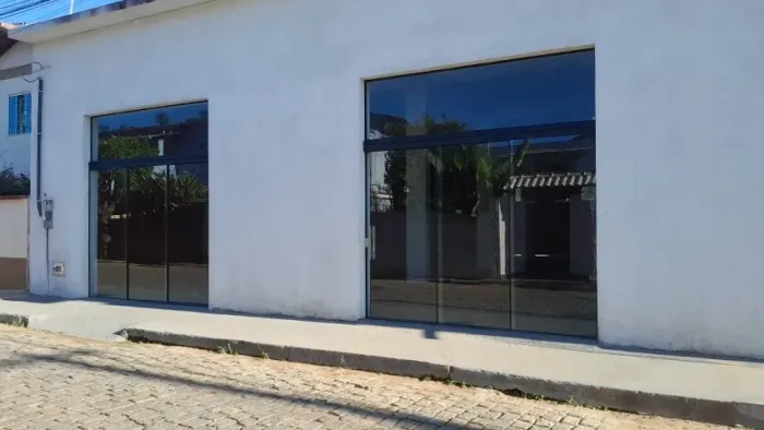 Aluga-se Ponto Comercial