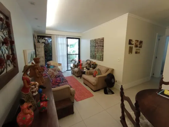 Apartamento para venda no Recreio dos Bandeirantes na rua Jorge Yunes ha 5 minutos da prai