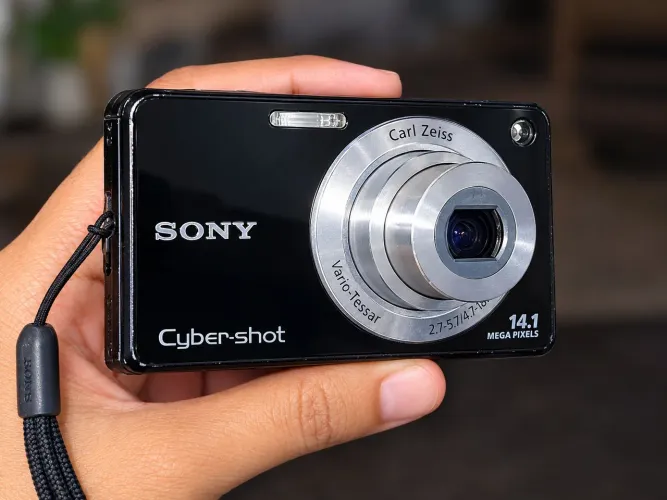 Camera cybershot sony 14.1 megapixel