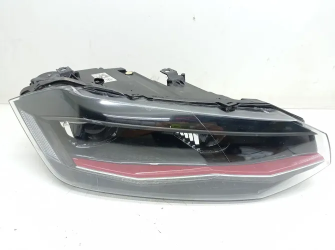 Farol Direito Led S/reator Vw Polo Gts 1.4 2021 Recuperado