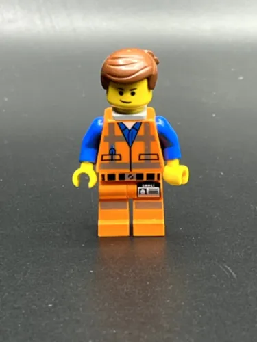BONECO MINIATURA LEGO EMMET FILME UMA AVENTURA LEGO ORIGINAL