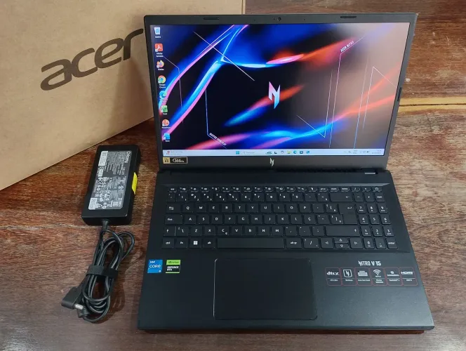 Notebook Gamer Acer Nitro V15 / Core i5 13°th / 16Gb de RAM / SSD 512Gb / RTX 2050 4Gb