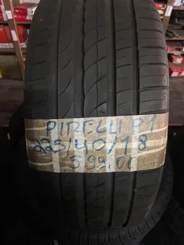 Pneu 225/40R18 Pirelli.