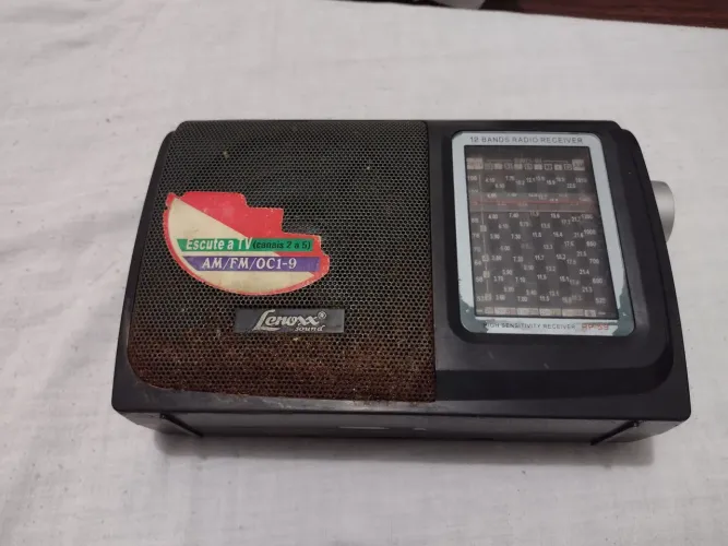 Rádio antigo