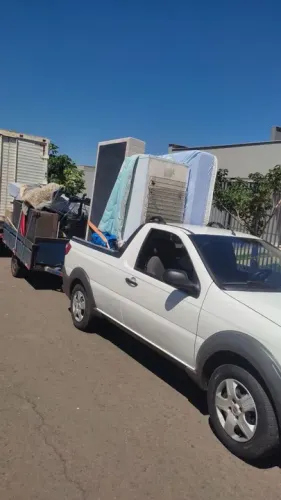 Frete  rápido mudanças descarte de entulhos montagem de móveis pick up mais carretão