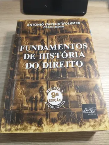 Fundamentos de História do Direito
