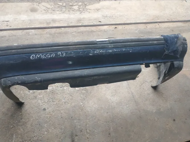 Parachoque traseiro Omega 93 Sem friso cromado