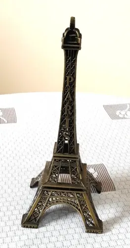 Mini Torre Eiffel de Metal Decorativa