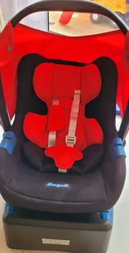 Bebê conforto com base