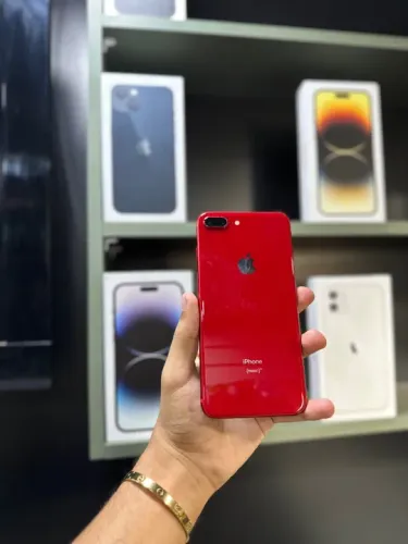 iPhone 8 Plus 64 gb RED 