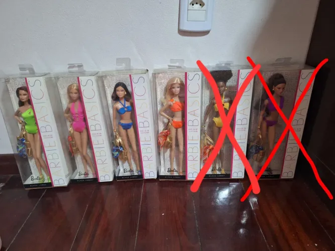 Barbie Barbie Basics 003 trajes de banho.. Novas, nas caixas. 750 cada.