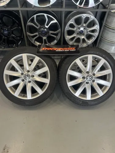 Jogo de rodas Jetta R17 Originais