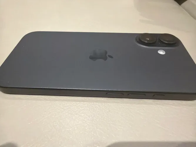 IPHONE 16 PRETO - 256