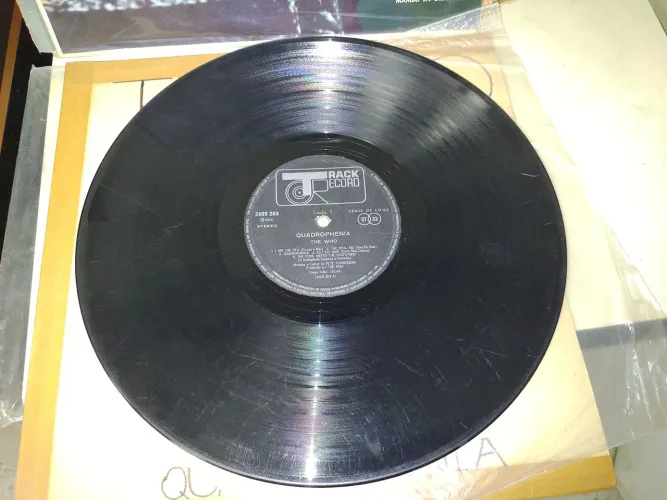 The Who disco Quadrophenia, ano 1974, mas só 1 disco, no estado.