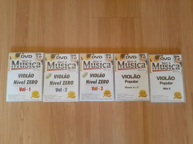 Curso de Violão e canto em DVD + DVDs de aprenda mágicas + DVDs da NBA e filmes