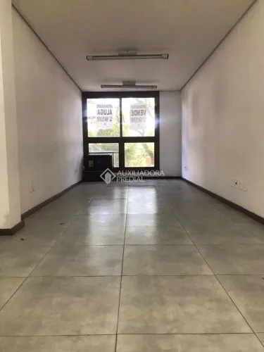 Sala comercial na rua Montenegro 30 privativos Petrópolis!
