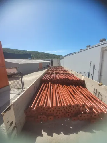 Lote de 1.000 Escoras Metálicas (Novas)
