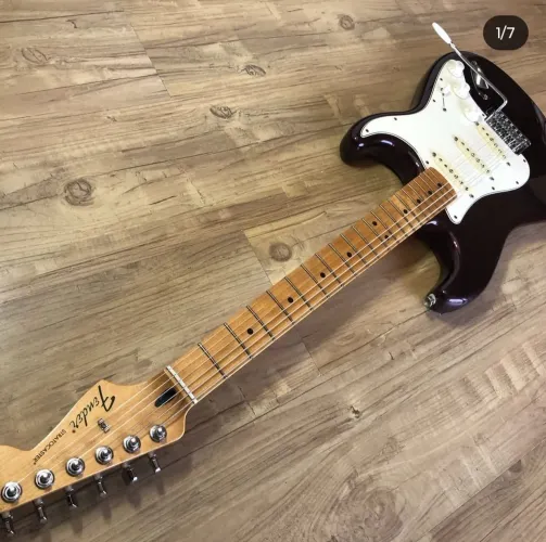 Fender Standard Midnight Wine Upgrade na Captação Custom Shop 57 62