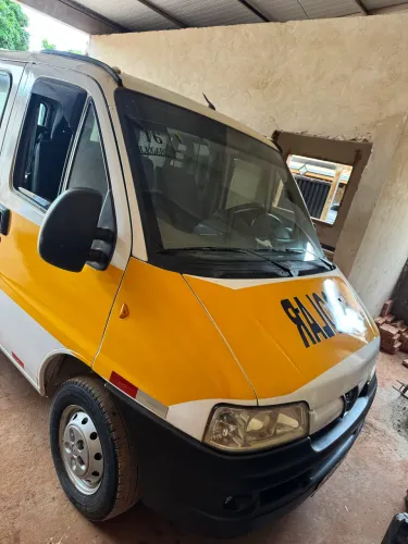 Peugeot Boxer 2.3 Minibus 15/16l TB Diesel. 2010