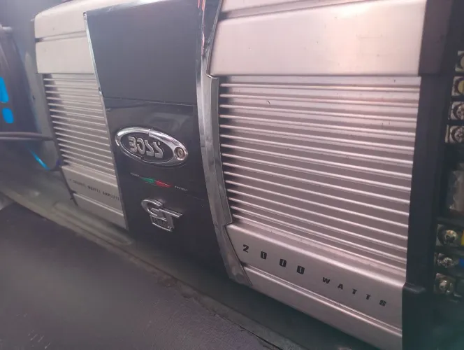 Amplificador Automotivo Boss GT 1380